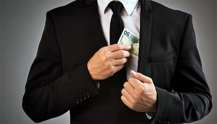 نحوه برخورد با کارمند دزد و کارمند دروغگو